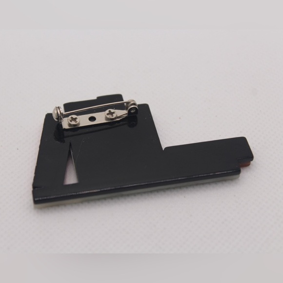 🍀 3/$15 NWT Colorful Bookshelf Brooch - Picture 3 of 4